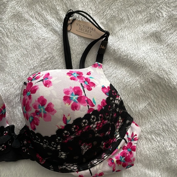 Victoria’s Secret Very Sexy Push Up Bra 34C - Picture 2 of 4